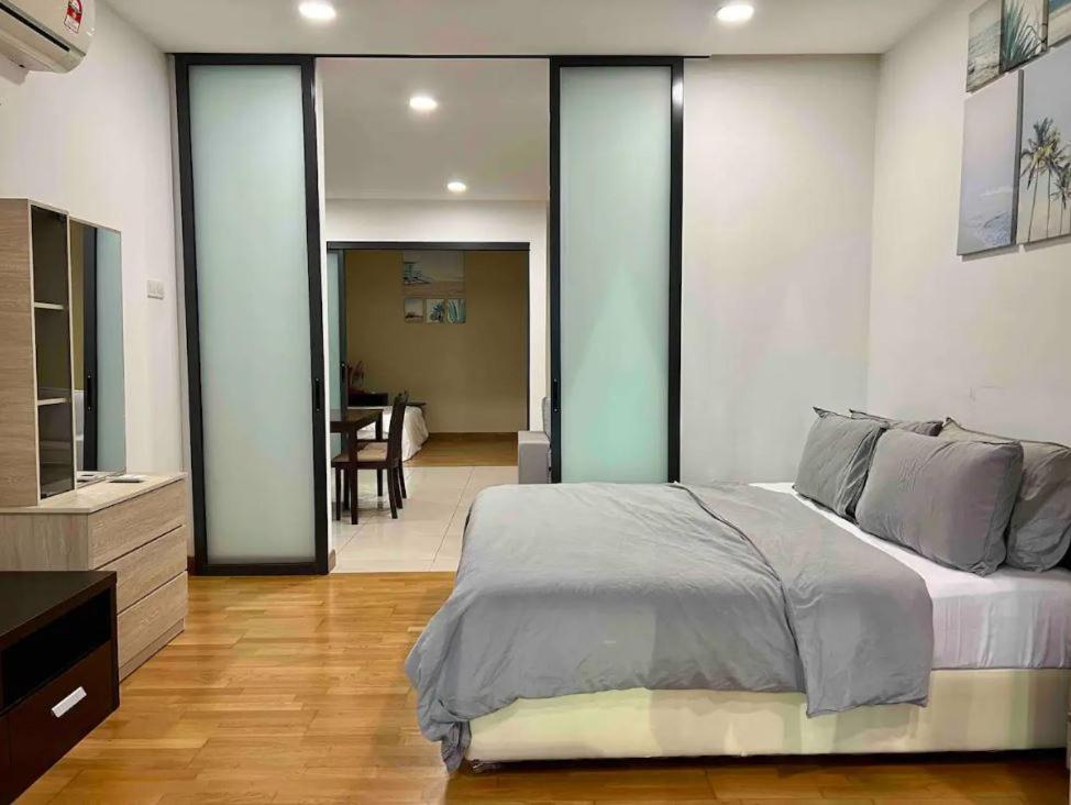 Apartamento Kl Gateway Residency Kuala Lumpur Exterior foto